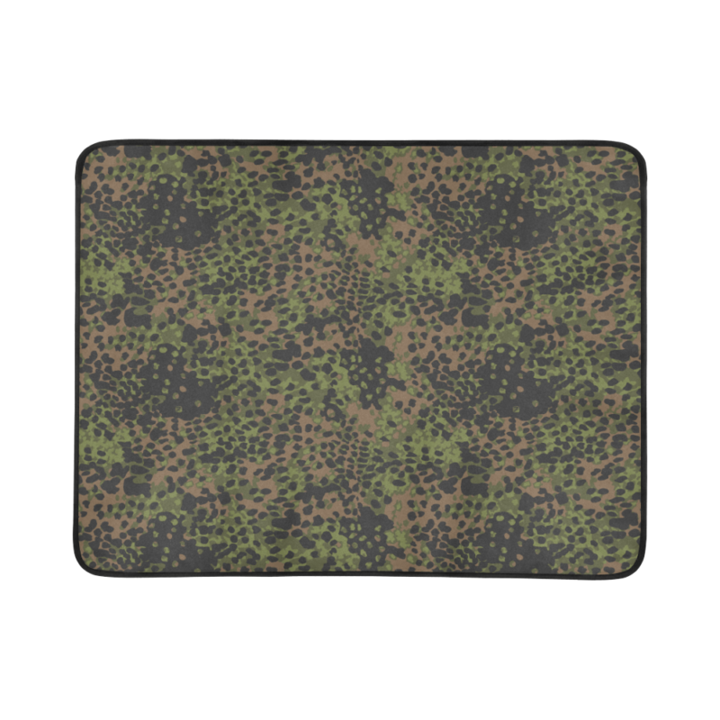 AUSCAM Bunnycam DCP camouflage Beach Mat 78