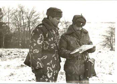 Soviet border guards in KLMK leaf camouflage, Libava winter 1985