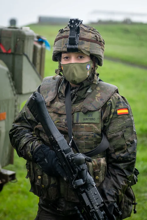 Spanish Army BRILAT soldier in M09 Ejercito pixelado boscoso camouflage during a NATO exercise in Romania, 2021.