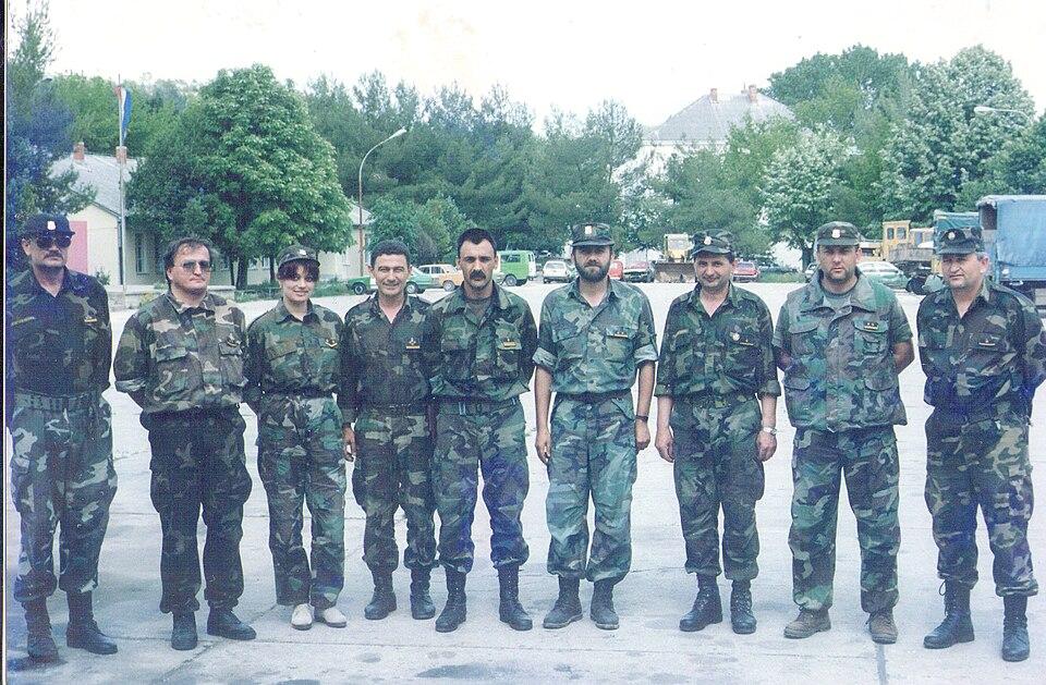 Command staff of a Croatian army regiment during the Croatian War of Independence, in green-dominant camouflage.