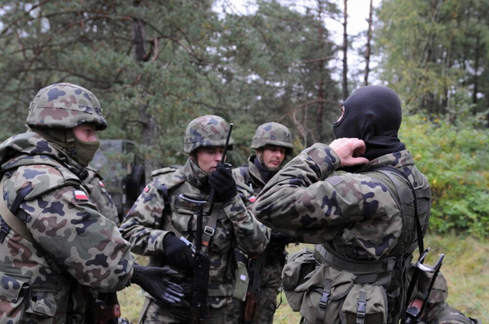 Polish soldiers in wz. 93 Pantera camouflage during the Anakonda 2008 exercise