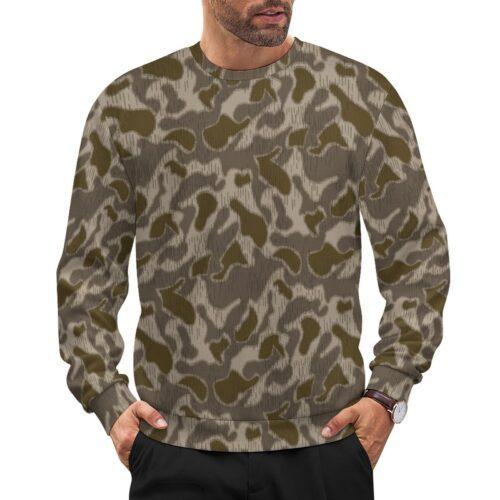 Austrian Sumpfmuster Late camouflage crewneck sweatshirt worn by a model