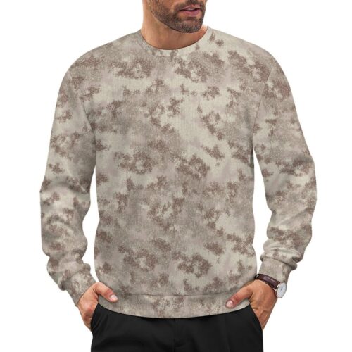 China Xingkong Desert camouflage crewneck sweatshirt worn by a model