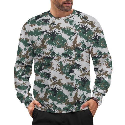 China M07 Universal camouflage crewneck sweatshirt worn by a model